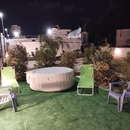 Botel Gobbi Green Palermo